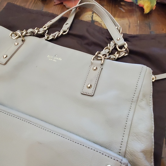 Kate Spade Purse with Dust Bag - Picture 16 of 16